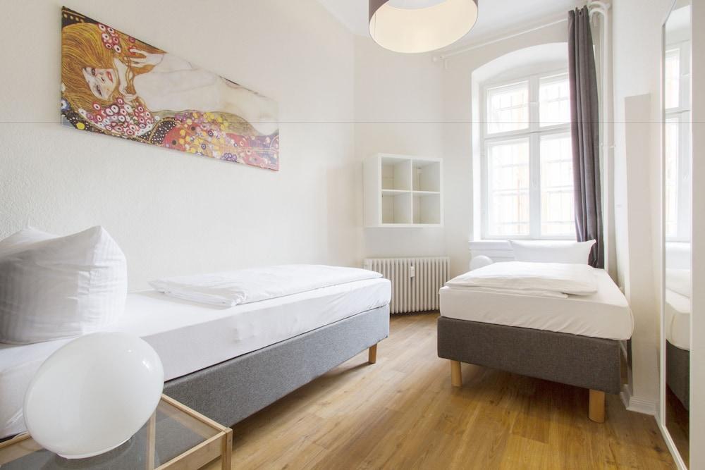 Primeflats - Big Family Apartment Schoeneberg Берлин Экстерьер фото